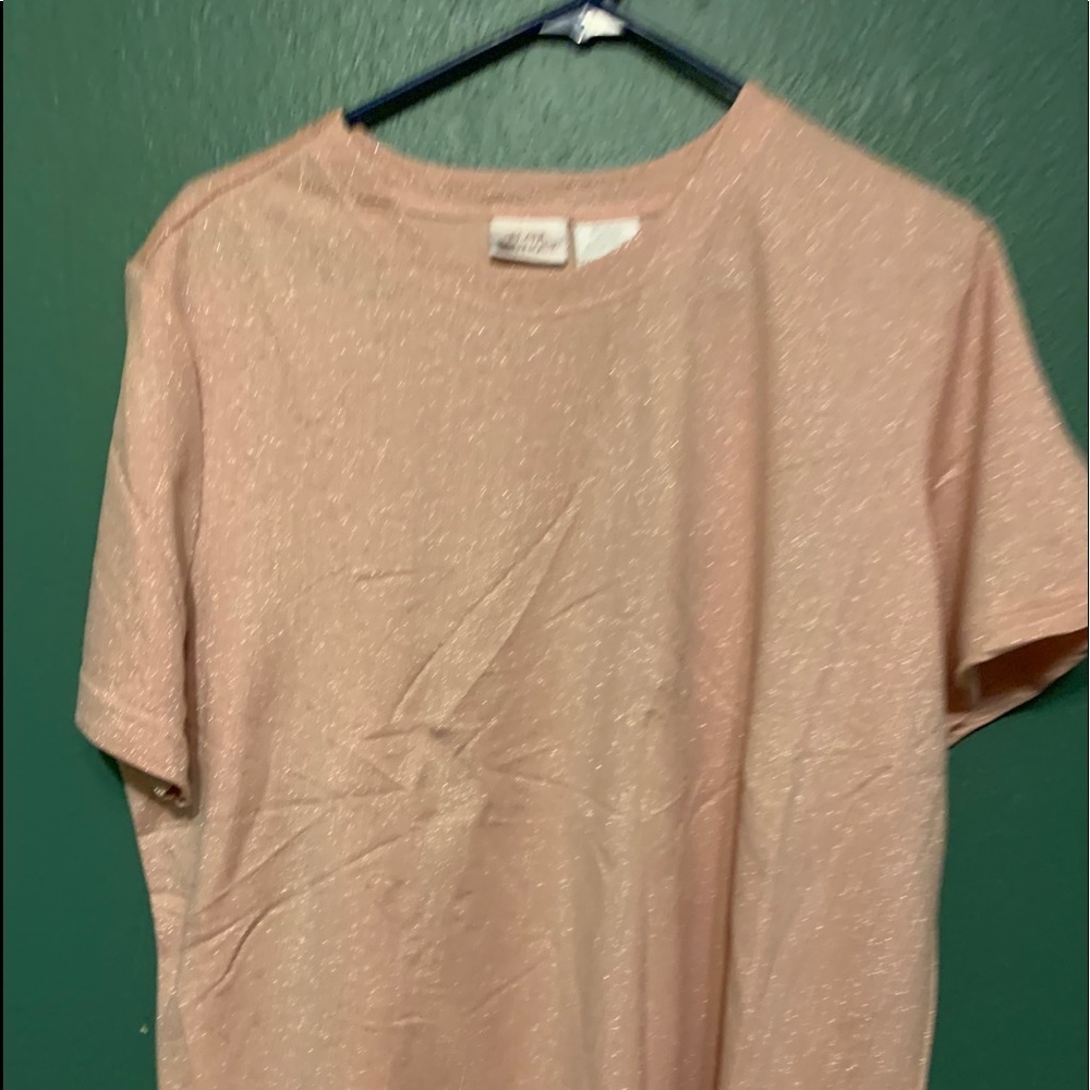 Nice Top Size Large